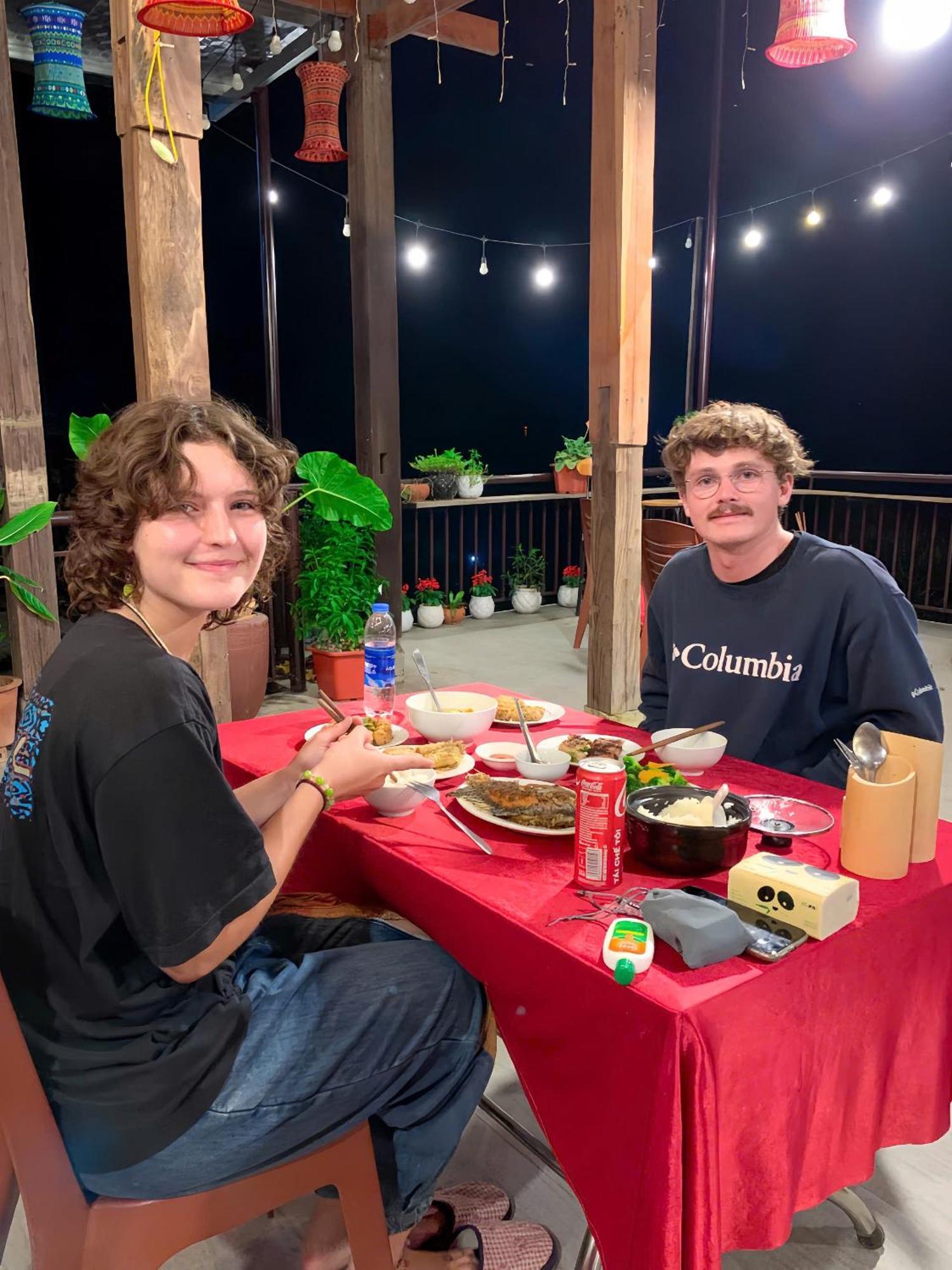 Duy Tuyen Ba Be Homestay Free Bbq Bac Kan Zewnętrze zdjęcie